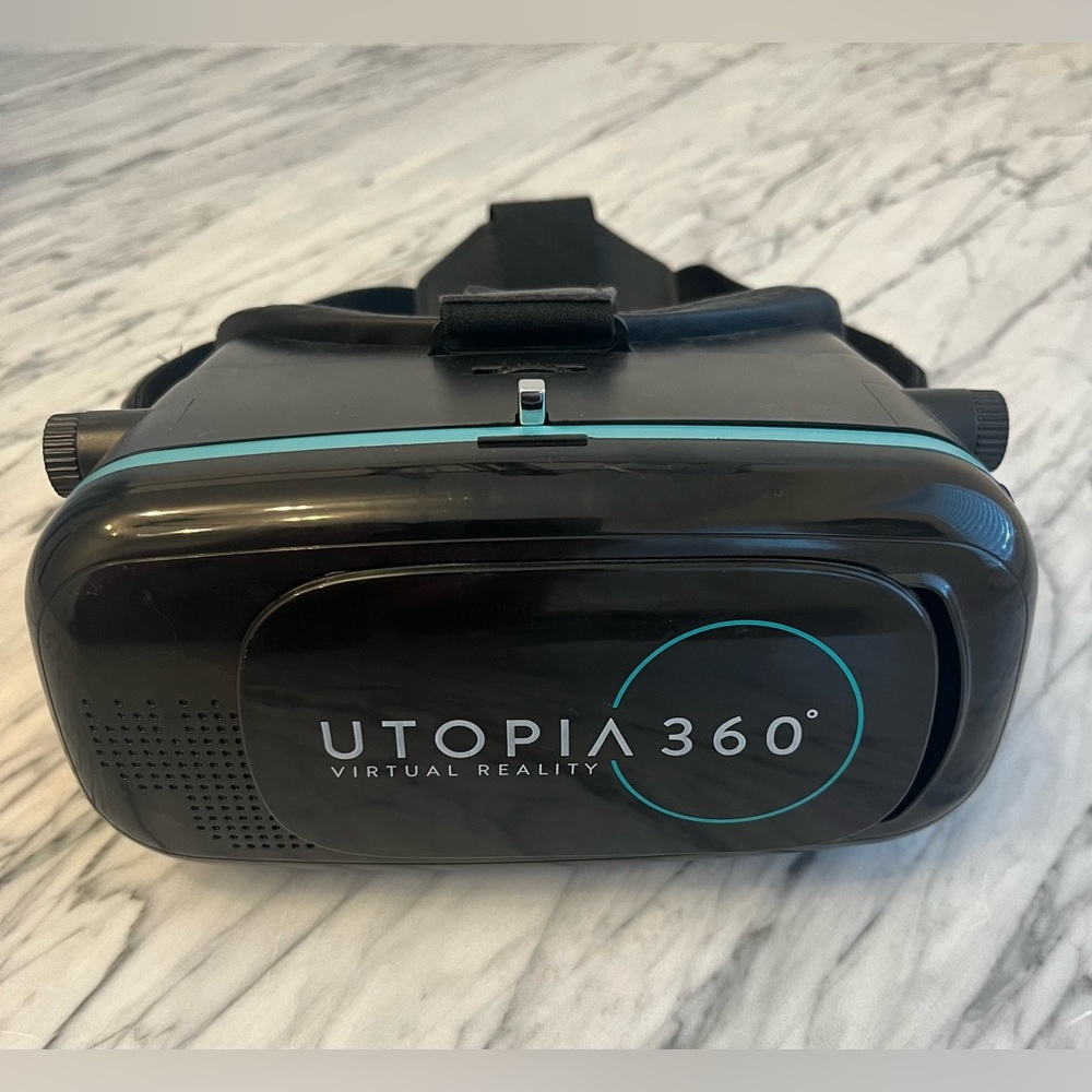 VR headset